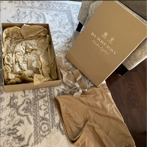 burberry box bag
